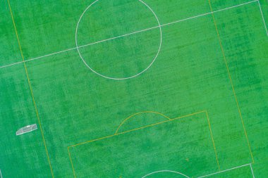 Yukarıdan futbol sahasının insansız hava aracı görüntüsü, futbol konsepti için arka plan