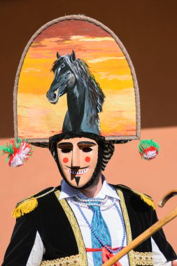 Maceda köyündeki karnaval maskesinin adı Felo. Bizim hakkımız. Galiçya, İspanya