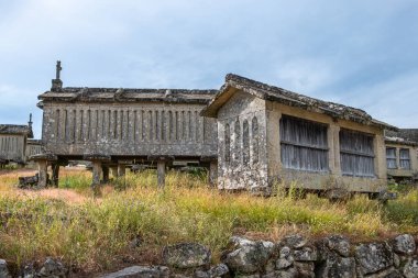 Lindoso 'da Espigueiros, Maiza için eski ambarlar, Ponte da Barca Konseyi. Portekiz
