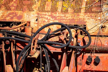 Paslı Tarım Makinesinin Yakın Çekimi Unutulmuş Teknoloji Konsepti