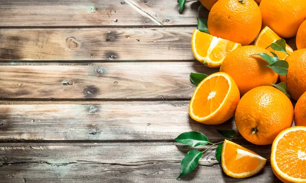 Fresh Juicy Oranges Wooden Background — Stock Photo, Image