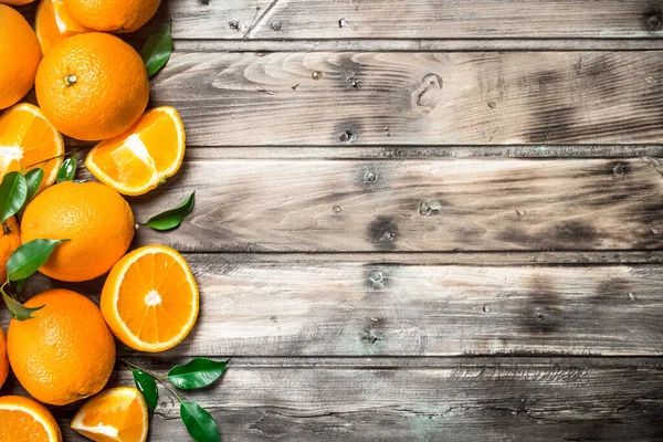 Fresh Juicy Oranges Wooden Background — Stock Photo, Image
