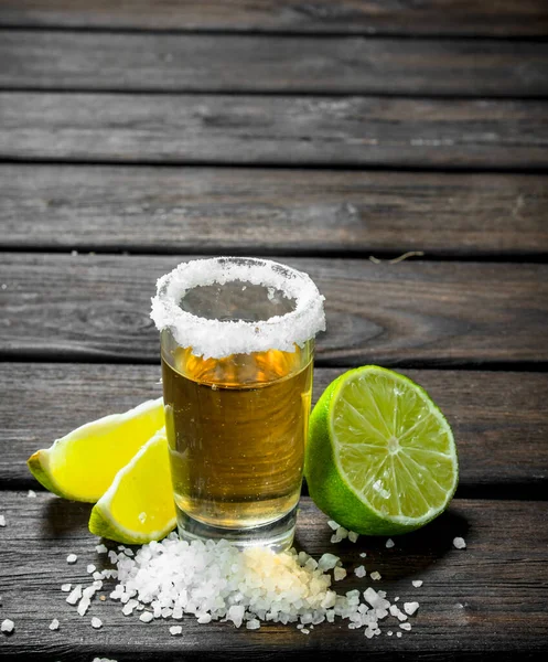 Tequila Lime Salt Wooden Background — Stock Photo, Image