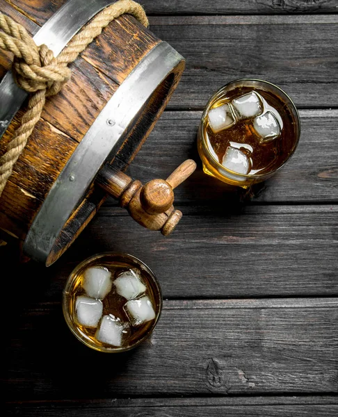 Whiskey Glasses Ice Wooden Barrel Wooden Background — Stock Photo, Image