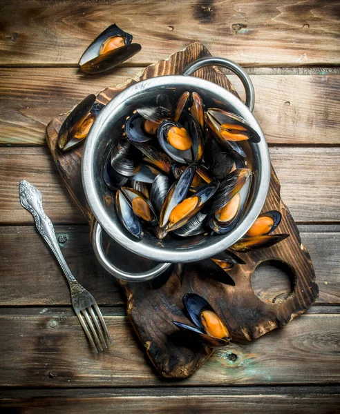 Fresh Seafood Clams Pan Wooden Background — Stock Photo, Image