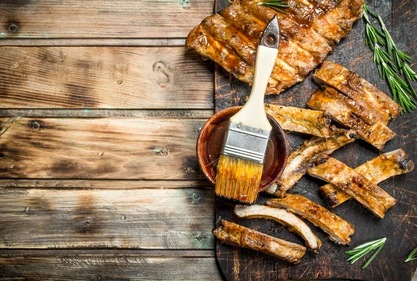 Chopped Ribs Grilled Sauce Wooden Background — Stock Photo, Image