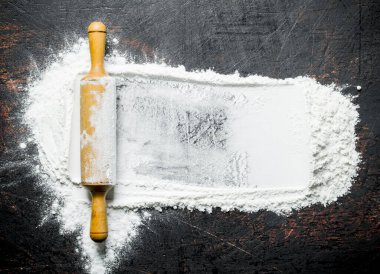 Merdaneli buğday unu. Koyu kırsal arkaplanda