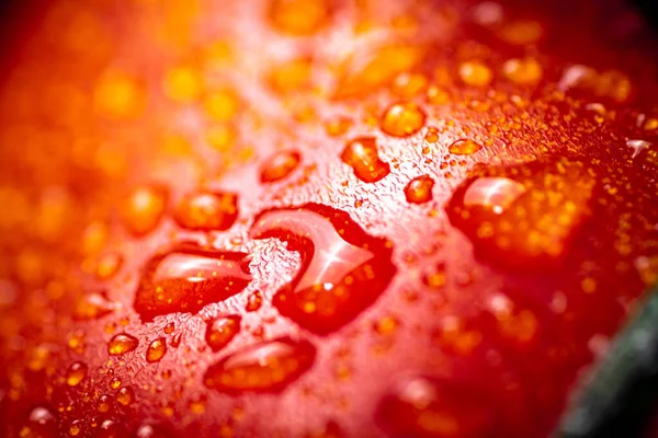 Red Ripe Tomato Drops Water Macro Background High Quality Photo — 图库照片