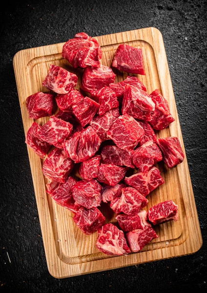 Raw Pieces Beef Wooden Cutting Board Black Background High Quality — Stock Photo, Image