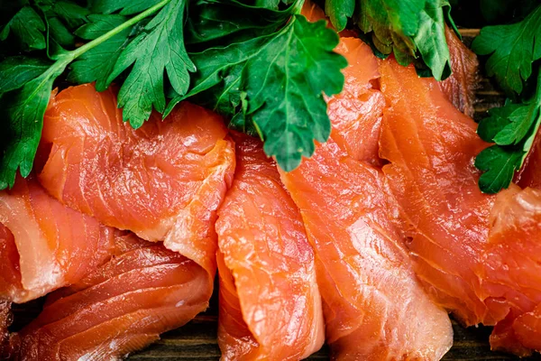 Pieces Salted Salmon Parsley Macro Background High Quality Photo — Foto Stock