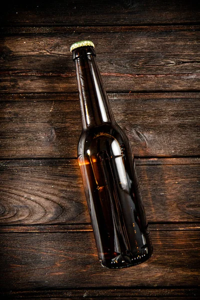 Beer Bottle Wooden Background — Stock Photo, Image