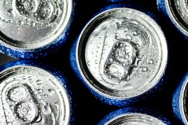 Teneke kutu taze bira. Konsept atış.