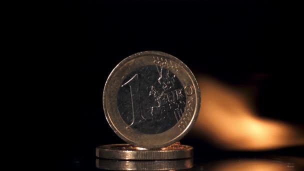 Κέρμα Ευρώ Φωτιά Φιλμ Είναι Αργή Κίνηση 1000 Fps Υψηλής — Αρχείο Βίντεο