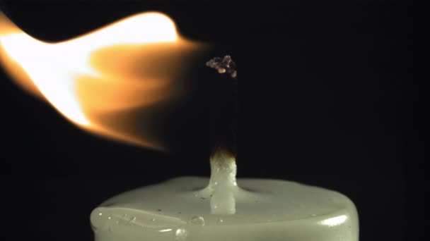Затушенная Свеча Дымом Замедленная Съемка 1000 Кадров Секунду Высококачественные Fullhd — стоковое видео