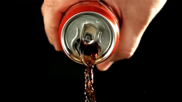 缶からコーラが注ぐ 高品質のフルHd映像 撮影はスローモーション1000 Fps — ストック動画