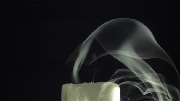 Vela Apagada Com Fumo Filmado Câmera Lenta 1000 Fps Imagens — Vídeo de Stock