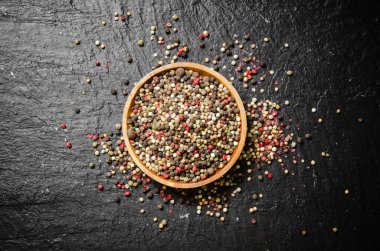 Köy arka planında karabiber..