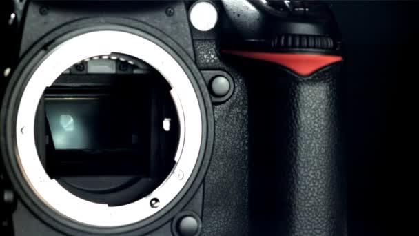 Slr Kamera Kioldó Mechanizmusainak Működtetése Egy Nagy Sebességű Kamerával 1000 — Stock videók