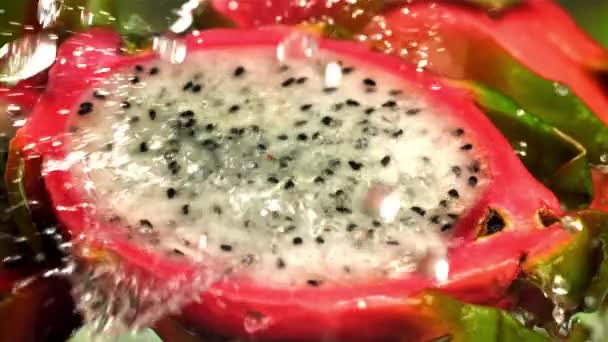 Des Gouttes Eau Tombent Sur Fruit Dragon Tropical Filmé Par — Video