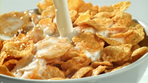 Milk Poured Cup Cornflakes Filmed High Speed Camera 1000 Fps — Stock Video