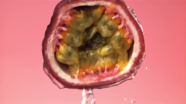 Raindrops Fall Tropical Passion Fruit Filmed High Speed Camera 1000 — Stock Video