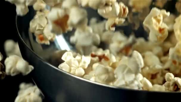 Popcorn Kape Velké Mísy Natočeno Vysokorychlostní Kameře Rychlostí 1000 Snímků — Stock video