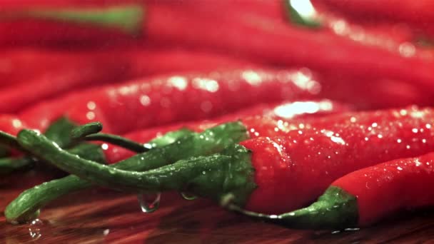 Drops Water Fall Chili Peppers Filmed High Speed Camera 1000 — Stock Video