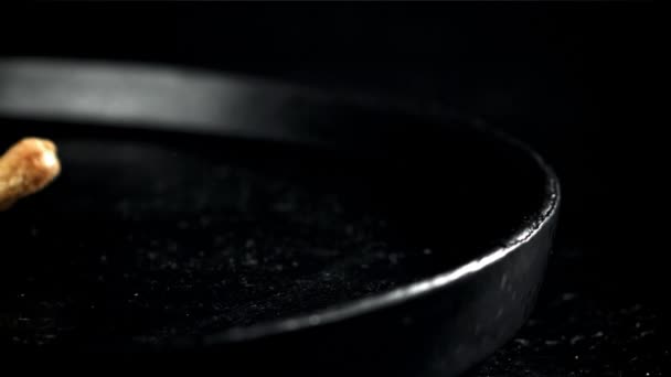 Flocos Milho Cair Prato Filmado Uma Câmera Alta Velocidade 1000 — Vídeo de Stock