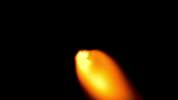 Szuper Lassított Felvétel Fényesen Világít Láng Tűz Egy Nagy Sebességű — Stock videók