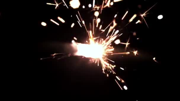 Kembang Api Tahun Baru Dengan Latar Belakang Hitam Rekaman Fullhd — Stok Video