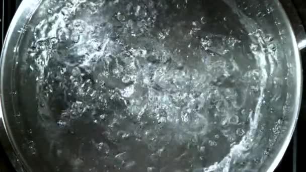 Super Slow Motion Saucepan Boiling Water High Quality Fullhd Footage — Stock Video