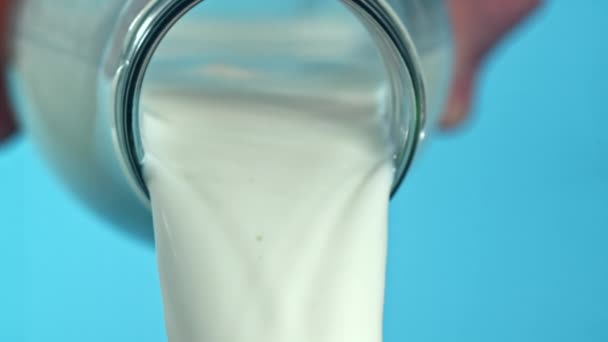 Супер Повільний Рух Свіжого Молока Високоякісні Fullhd Кадри — стокове відео