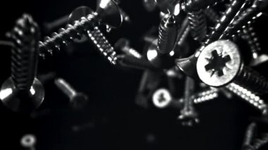 Kendi kendine dokunan vidalardan düşmek. 1000 fps 'de yüksek hızlı bir kamerayla çekildi. Yüksek kaliteli FullHD görüntüler