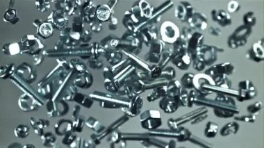 Çeşitli bağlayıcılar yukarı aşağı uçuyor. 1000 fps 'de yüksek hızlı bir kamerayla çekildi. Yüksek kaliteli FullHD görüntüler