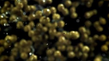 Bezelye konservesi uçar ve düşer. 1000 fps 'de yüksek hızlı bir kamerayla çekildi. Yüksek kaliteli FullHD görüntüler