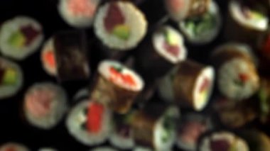 Geleneksel Japon dürümleri sebzeli ve balıklı. 1000 fps 'de yüksek hızlı bir kamerayla çekildi. Yüksek kaliteli FullHD görüntüler