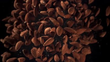 Bademler yükselir ve düşer. 1000 fps 'de yüksek hızlı bir kamerayla çekildi. Yüksek kaliteli FullHD görüntüler