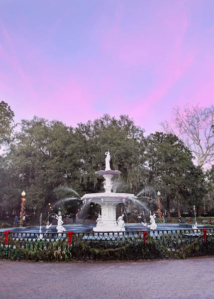 Fountain Forsyth Park Decorated Christmas Savannah Georgia — Fotografia de Stock