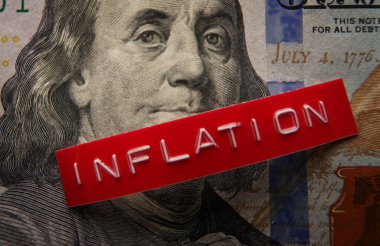 Yüz dolarlık banknotta enflasyon etiketi 