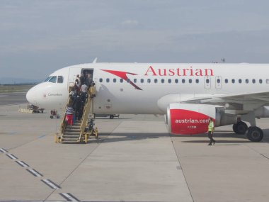 VIENNA, AUSTRIA - CRCA ECTOBER 2018: Avusturya Havayolları Airbus A320-200