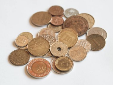 beyaz arkaplan üzerinde karışık para birimleri