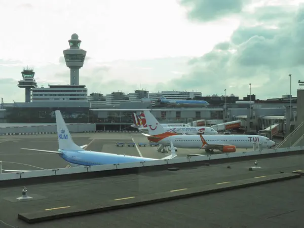 Amsterdam Pays Bas Circa Août 2018 Avions Différentes Compagnies Stationnées — Photo
