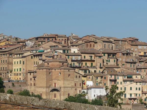 Medeltida Stadskärna Med Röda Tegelhus Siena Italien — Stockfoto