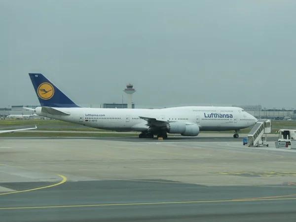 Frankfurt Main Germany Circa April 2022 Lufthansa Boeing 747 Taxi — Foto Stock