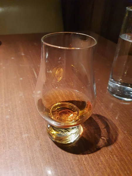 Edinburgh Circa February 2023 Glass Whisky Glass Water Table — Stock Photo, Image