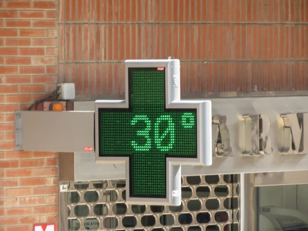 Oviedo Espanha Circa Março 2023 Trinta Graus Celsius — Fotografia de Stock
