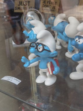 TOULOUSE, FRANCE - AĞUSTOS 08, 2018: öğretmen Şirin