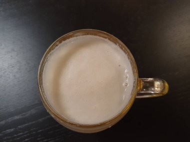 Bir bardak Çek birası.