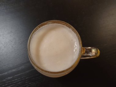 Bir bardak Çek birası.