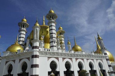 Perak, Malezya - 13 Kasım 2022; Ubudiah Camisi Perak 'ın kraliyet camii, Perak, Malezya' nın başkenti Kuala Kangsar 'da yer alır..